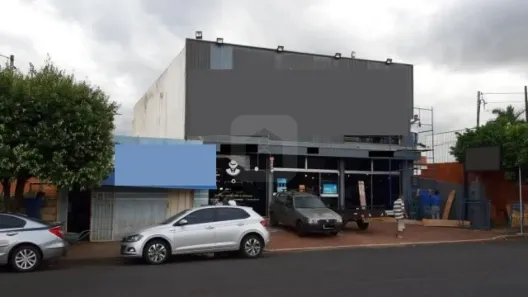 Galpão/Depósito/Armazém à venda, 211m² no Tubalina, Uberlândia