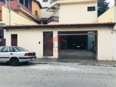 Casa com 3 Quartos à venda, 210m² no Jardim Fernandes, São Paulo