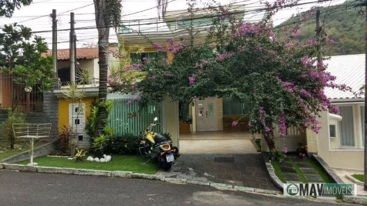 Casa com 6 Quartos à venda, 429m² no Vila Valqueire, Rio de Janeiro