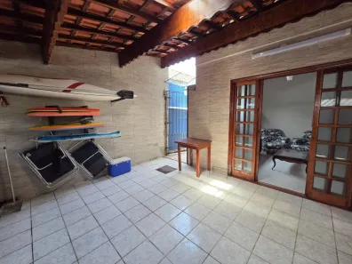 Casa com 2 Quartos à venda, 130m² no Canto do Forte, Praia Grande