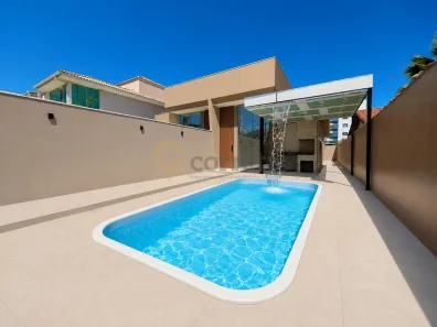 Casa com 3 Quartos à venda, 115m² no Ouro Verde, Rio das Ostras