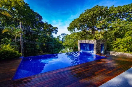 Casa de Condomínio com 5 Quartos para alugar, 900m² no Balneario Praia do Perequê, Guarujá