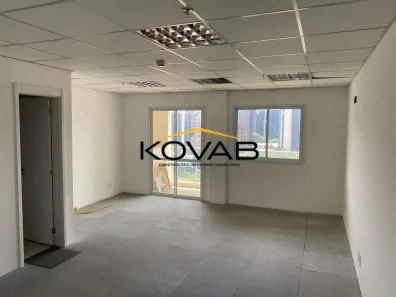 Sala Comercial com 1 Quarto para alugar, 42m² no Cidade Monções, São Paulo