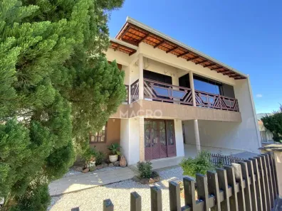 Casa com 6 Quartos à venda, 241m² no Czerniewicz, Jaraguá do Sul