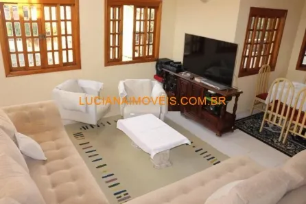 Sobrado com 4 Quartos para alugar, 400m² no Aldeia da Fazendinha, Carapicuíba