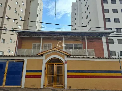 Imóvel Comercial com 11 Quartos para alugar, 391m² no Cambuí, Campinas