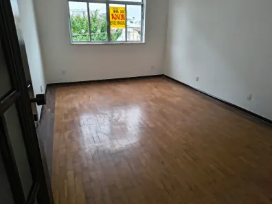 Apartamento com 3 Quartos para alugar, 110m² no Poço Rico, Juiz de Fora