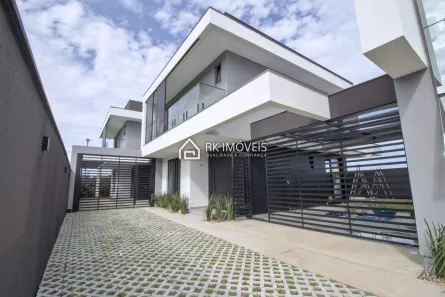 Casa com 3 Quartos à venda, 200m² no Lagoa da Conceição, Florianópolis