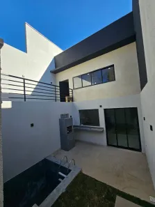 Casa com 4 Quartos para alugar, 80m² no Flórida, Sete Lagoas