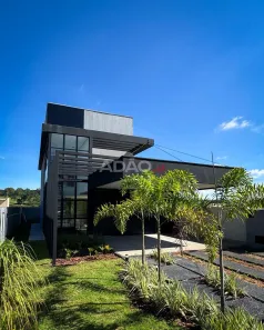 Sobrado com 3 Quartos à venda, 185m² no Jardins Parma, Senador Canedo