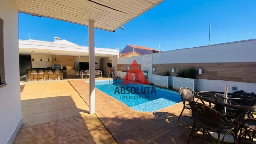 Casa com 3 Quartos à venda, 206m² no Vila Cordenonsi, Americana