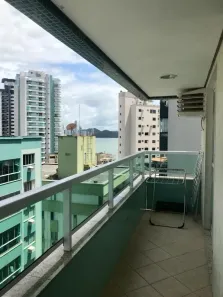 Apartamento com 3 Quartos para alugar, 110m² no Centro, Balneário Camboriú