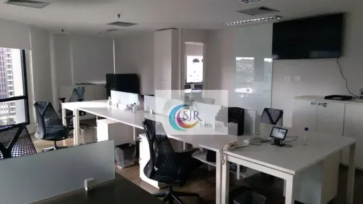 Sala Comercial para alugar, 130m² no Vila Olímpia, São Paulo