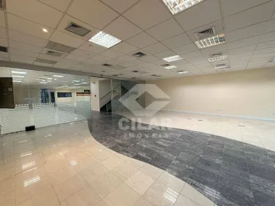 Prédio Comercial para alugar, 744m² no São João, Porto Alegre