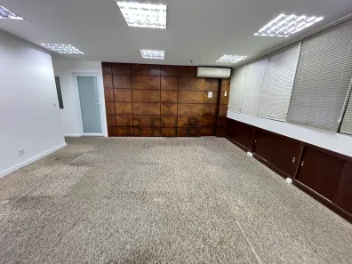 Imóvel Comercial para alugar, 180m² no Campo Belo, São Paulo