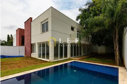 Casa de Condomínio com 4 Quartos à venda, 330m² no Parque Colonial, São Paulo