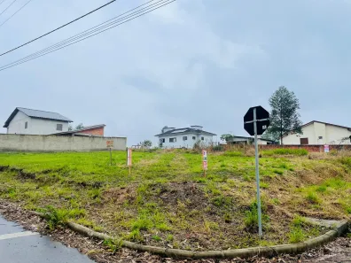 Lote/Terreno à venda, 424m² no Primeira Linha Pontilhão, Criciúma