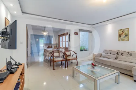 Casa com 3 Quartos à venda, 147m² no Chácara das Pedras, Porto Alegre