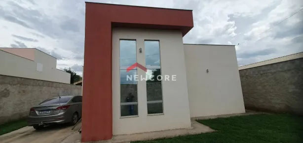 Casa com 3 Quartos à venda, 160m² no Fernão Dias, Esmeraldas