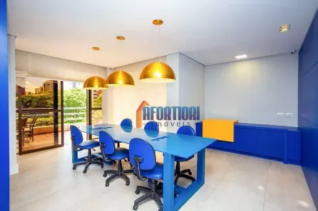 Sala Comercial para venda ou aluguel, 243m² no Água Verde, Curitiba