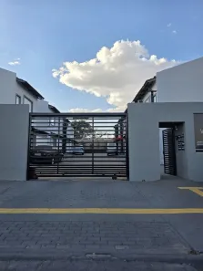 Casa de Condomínio com 3 Quartos à venda, 160m² no Jardim Helvécia, Aparecida de Goiânia
