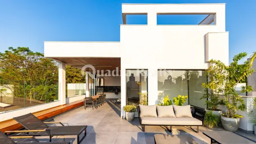 Casa de Condomínio com 3 Quartos à venda, 1200m² no Jardim dos Estados, São Paulo