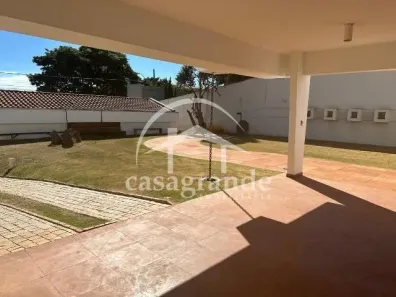 Casa com 5 Quartos para alugar, 480m² no Morada da Colina, Uberlândia
