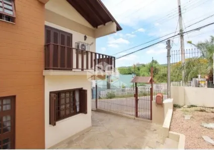 Casa com 4 Quartos à venda, 306m² no Teresópolis, Porto Alegre