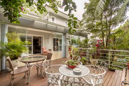 Casa de Condomínio com 5 Quartos à venda, 308m² no Campo Comprido, Curitiba