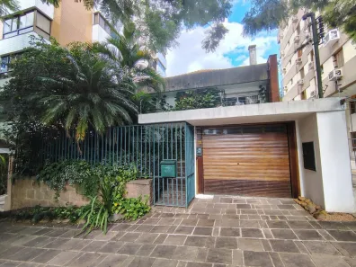 Casa com 3 Quartos à venda, 220m² no Petrópolis, Porto Alegre