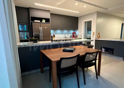 Apartamento com 3 Quartos à venda, 107m² no Centro, Balneário Camboriú