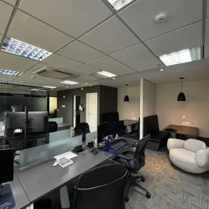 Sala Comercial para alugar, 282m² no Vila Olímpia, São Paulo