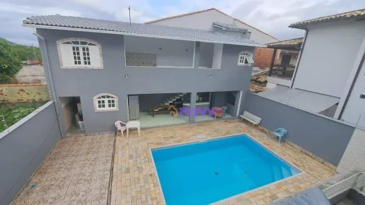 Casa com 4 Quartos à venda, 370m² no Piratininga, Niterói