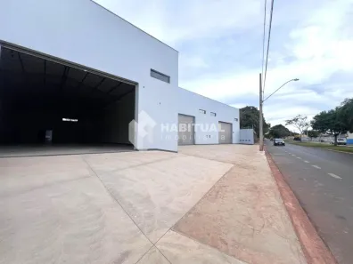 Ponto Comercial para alugar, 480m² no Jardim Holanda, Uberlândia