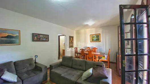 Casa com 3 Quartos à venda, 212m² no Jardim Amália, Volta Redonda