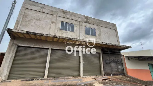 Sobrado com 4 Quartos à venda, 240m² no Parque dos Pirineus, Anápolis