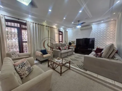 Casa com 4 Quartos à venda, 239m² no Enseada, Guarujá