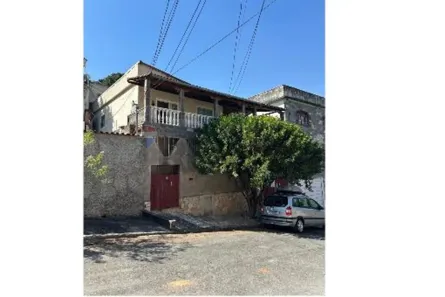 Casa com 3 Quartos à venda, 360m² no Novo Glória, Belo Horizonte