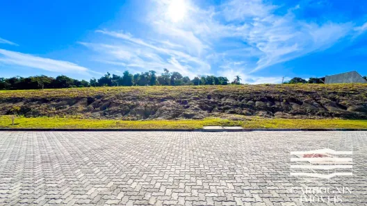 Lote/Terreno à venda, 271m² no Parque Residencial Maria Elmira, Caçapava