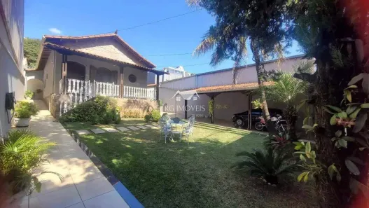 Casa com 3 Quartos à venda, 192m² no Barreiro, Belo Horizonte