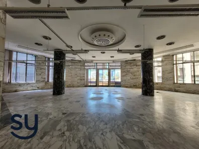Sala Comercial para alugar, 1000m² no Centro Histórico, Porto Alegre