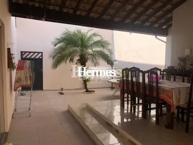 Casa com 4 Quartos à venda, 252m² no Vila Bressani, Paulínia