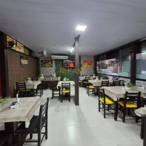 Ponto Comercial à venda, 120m² no Meia Praia, Itapema