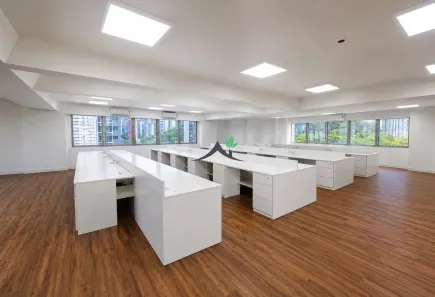 Sala Comercial com 1 Quarto para venda ou aluguel, 204m² no Cidade Monções, São Paulo