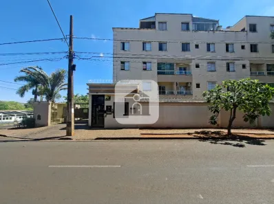 Apartamento com 3 Quartos para alugar, 80m² no Morada da Colina, Uberlândia