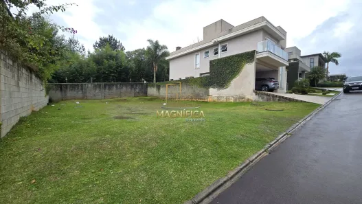 Lote/Terreno à venda, 337m² no Campo Comprido, Curitiba