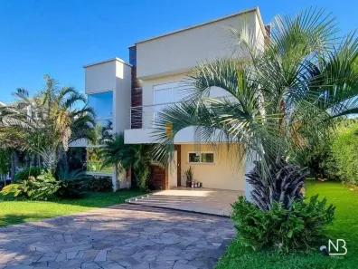 Casa com 3 Quartos à venda, 415m² no Condomínio Campestre Paragem dos Verdes Campos (Barro Vermelho), Gravataí