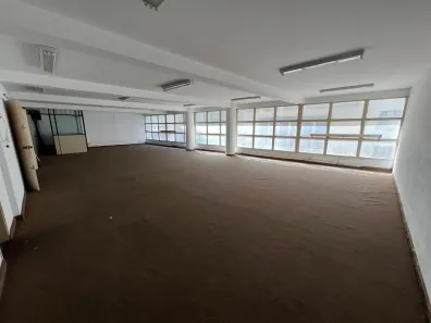 Sala Comercial para alugar, 128m² no Sé, São Paulo