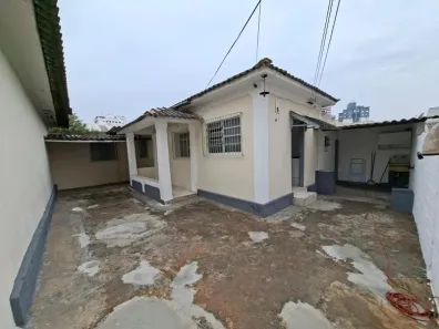 Casa com 2 Quartos para alugar, 50m² no Vila Osasco, Osasco