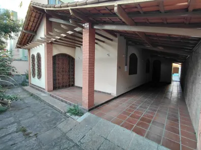 Casa com 3 Quartos para alugar, 290m² no Jardim Camburi, Vitória